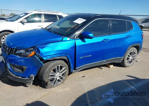 2018 Jeep Compass Latitude Fwd z USA, uszkodzony, nr VIN 3C4NJCBB6JT186599